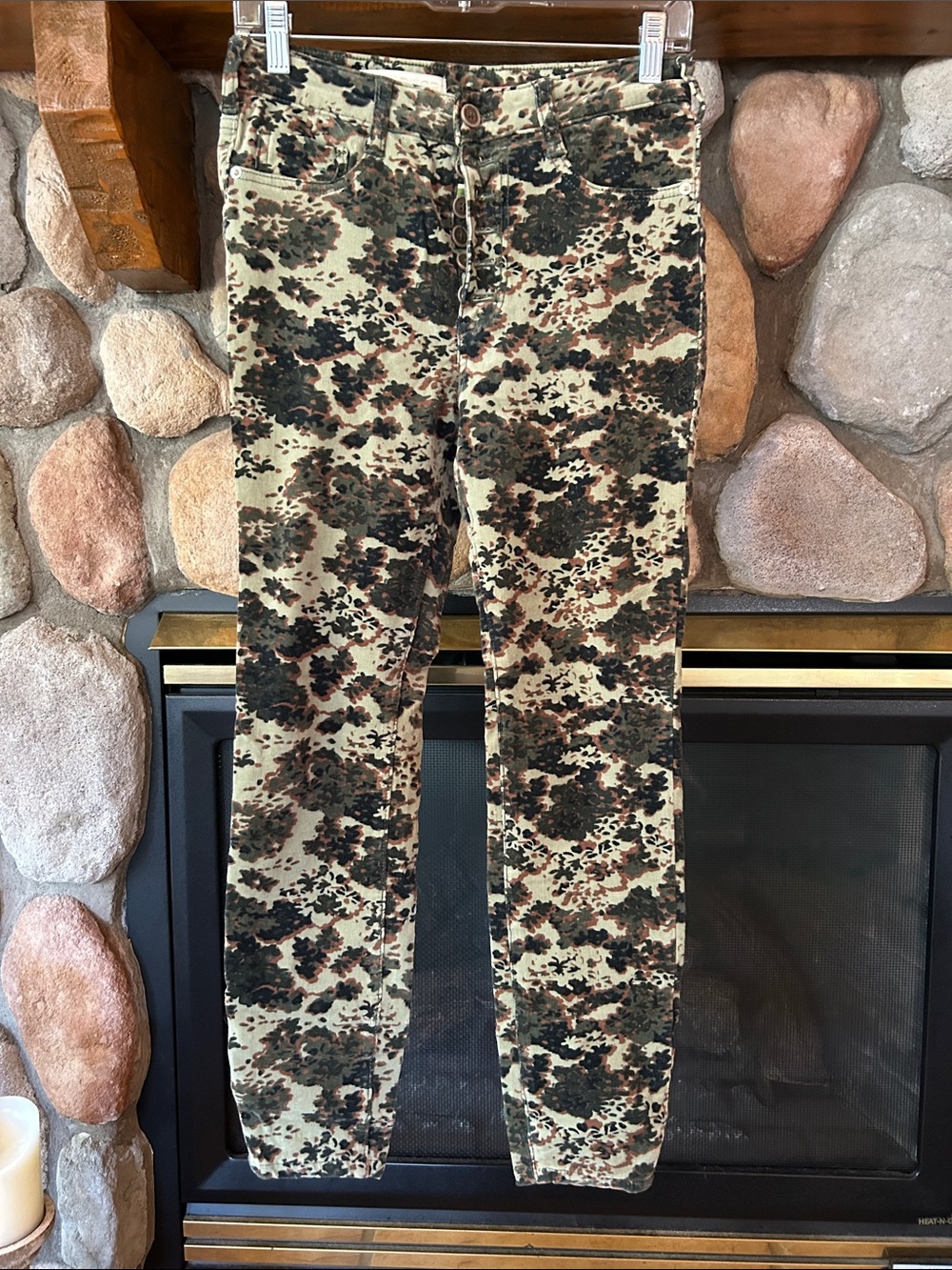 Anthropologie Pilcro Corduroy Floral Camo High-Rise Skinny Ankle Pants, Size 28